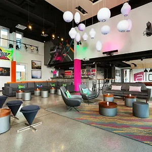 4* מלון Aloft