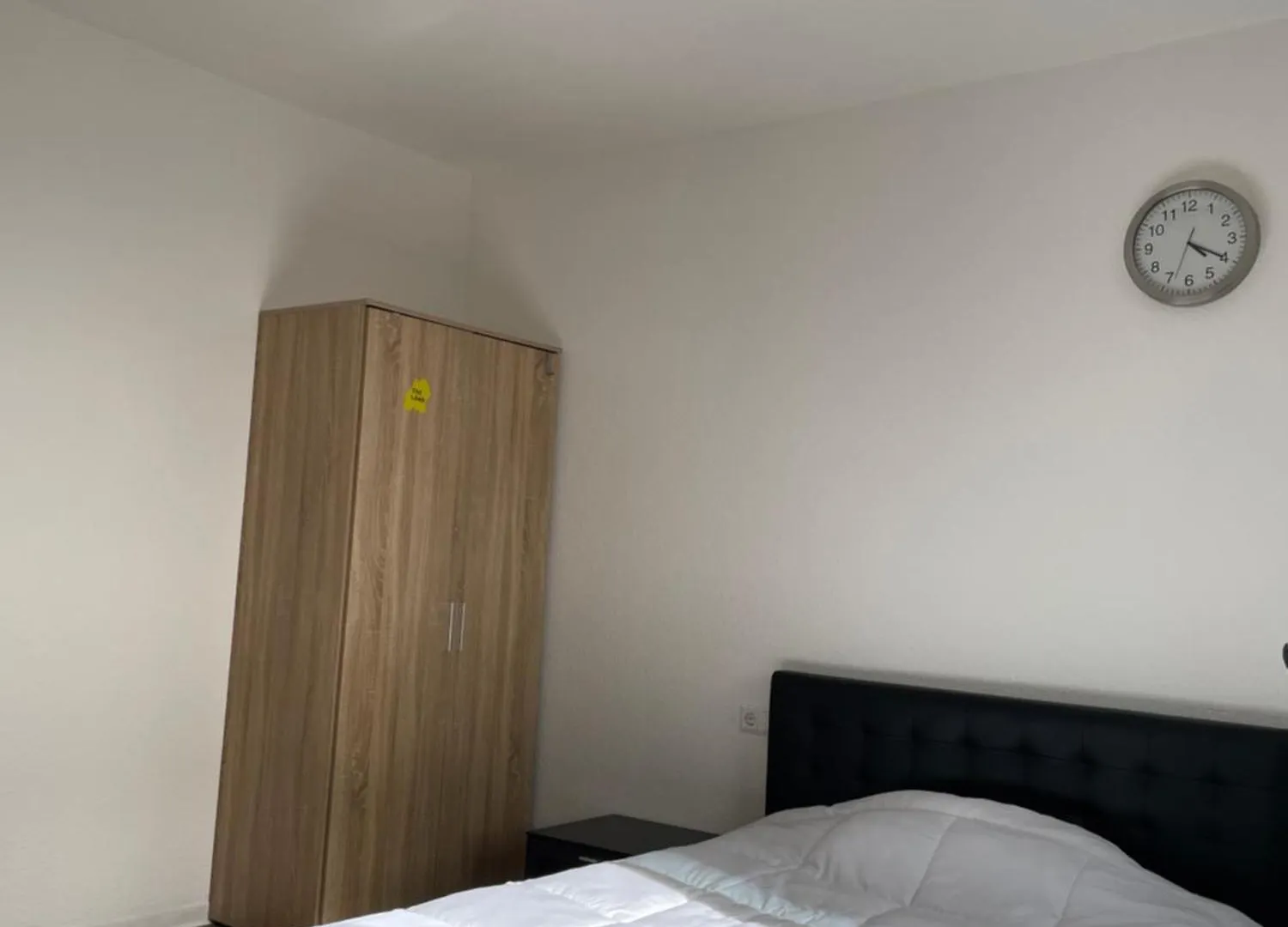 Privatunterkunft Room In Apartment Next To St Hbf Stuttgart