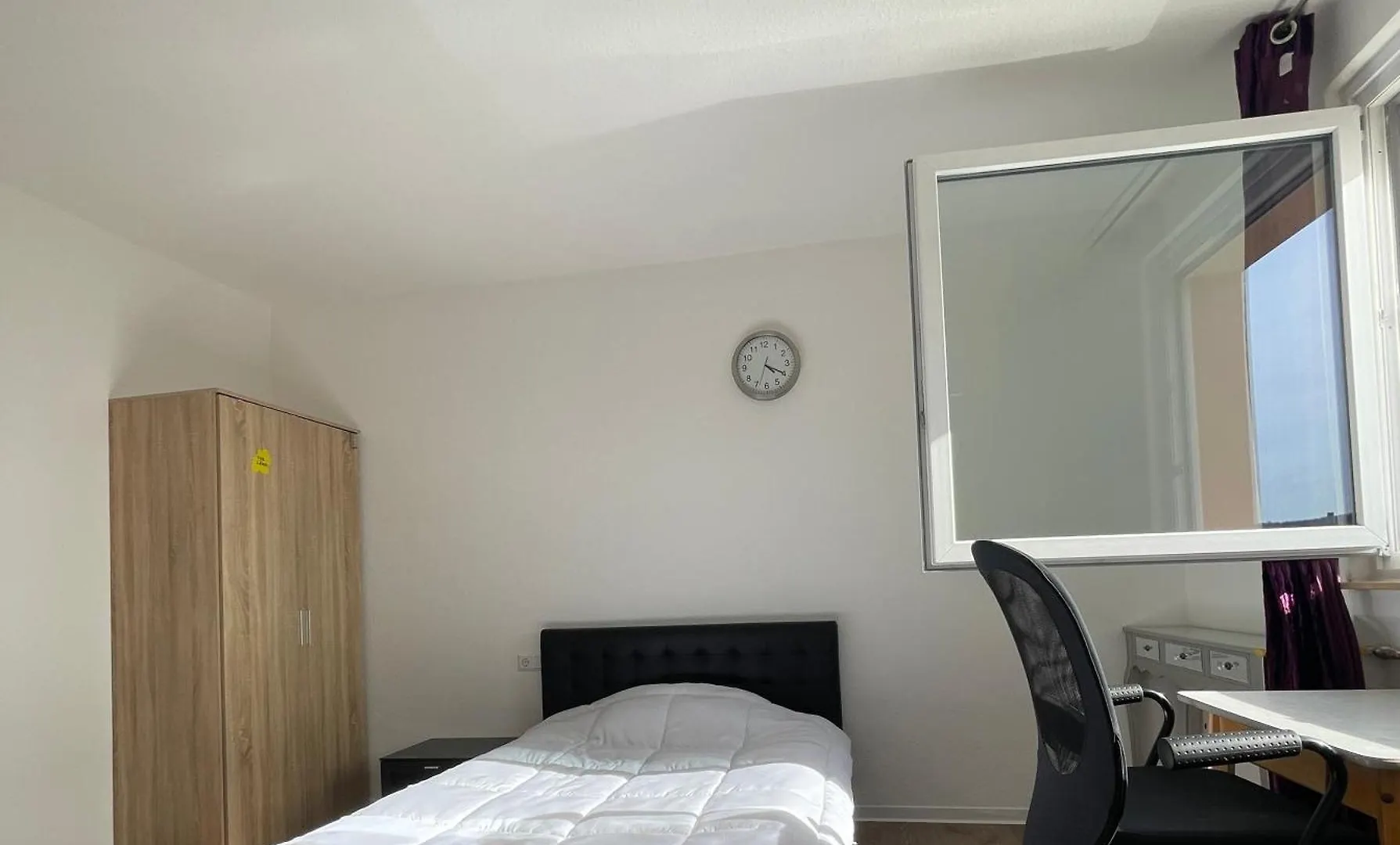 Privatunterkunft Room In Apartment Next To St Hbf Stuttgart