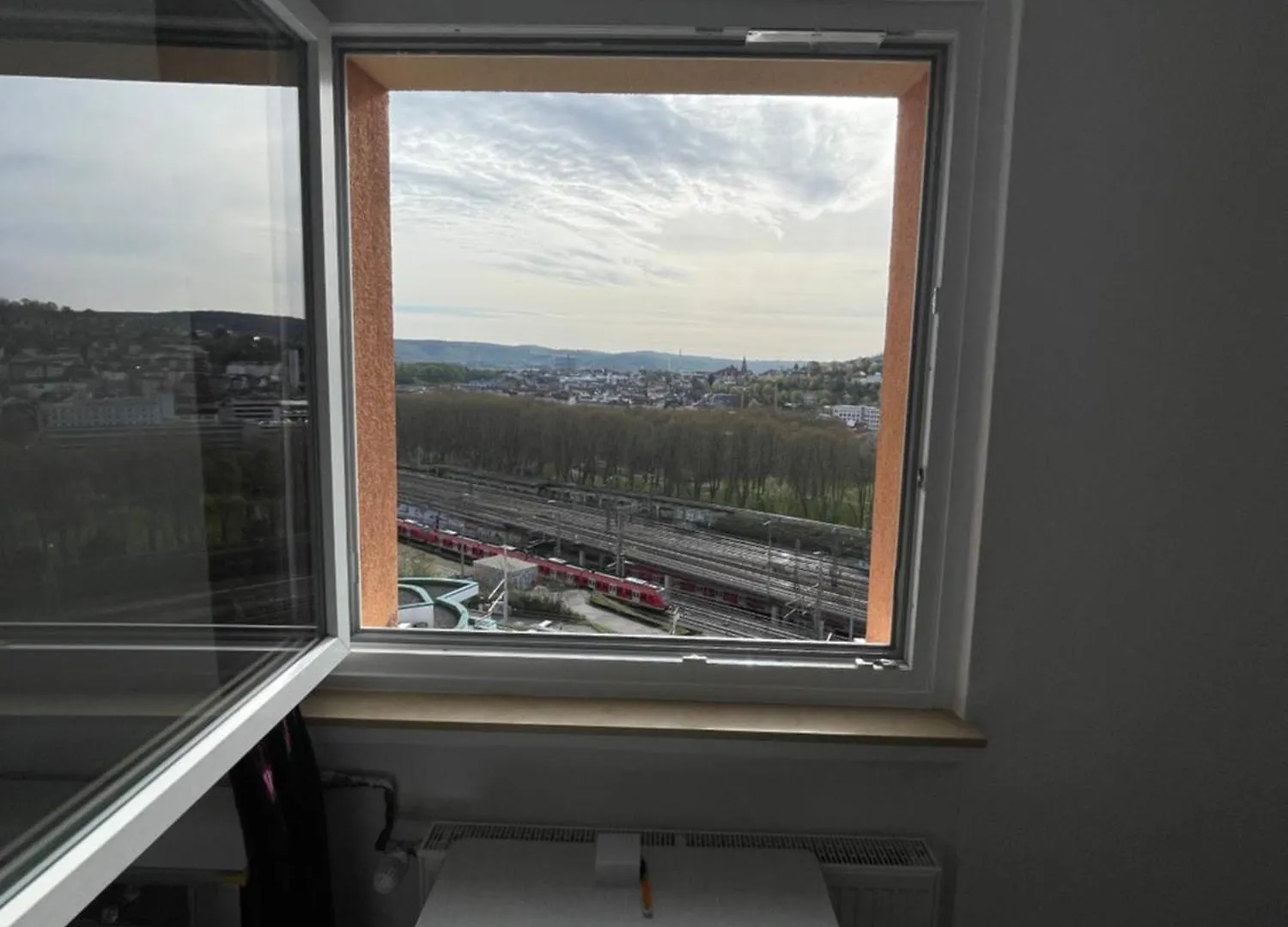 Privatunterkunft Room In Apartment Next To St Hbf Stuttgart Deutschland